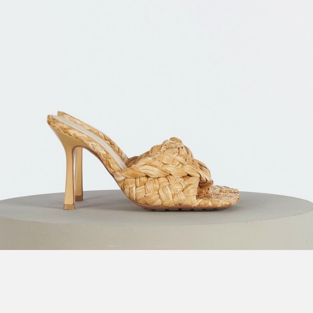 Raffia mule heel sandals size 39